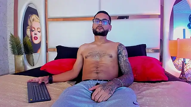KyleJoss30 online show from April 2026 09:10:02 PM