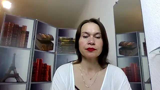 Snapshot of Selena_Moo chatting on May 2026 08:01:01 AM Selena Moo online show from May 2026 08:01:01 AM