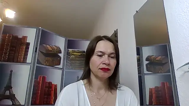 Snapshot of Selena_Moo chatting on May 2026 08:54:02 AM Selena Moo online show from May 2026 08:54:02 AM