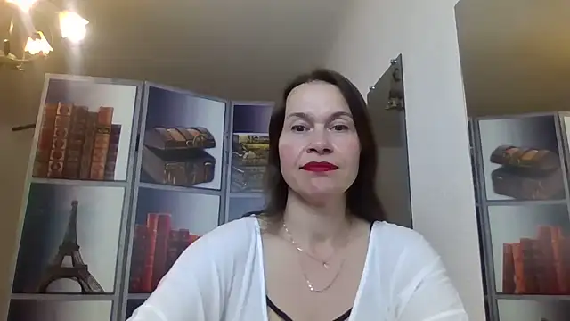 Snapshot of Selena_Moo chatting on May 2026 10:36:01 AM Selena Moo online show from May 2026 10:36:01 AM