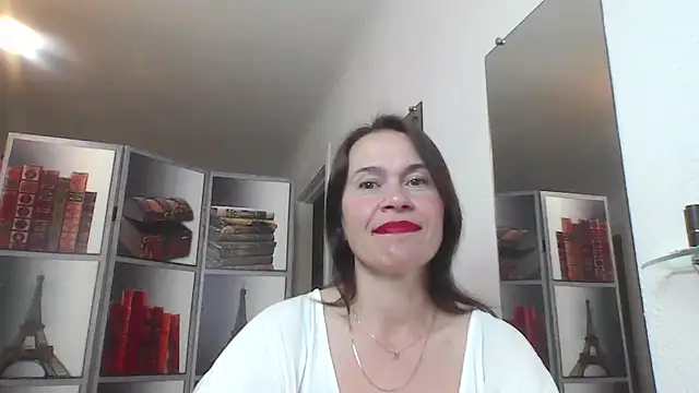 Snapshot of Selena_Moo chatting on June 2026 03:07:02 PM Selena Moo online show from June 2026 03:07:02 PM