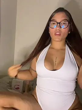 Tefy Oss online show from March 2026 01:11:02 AM