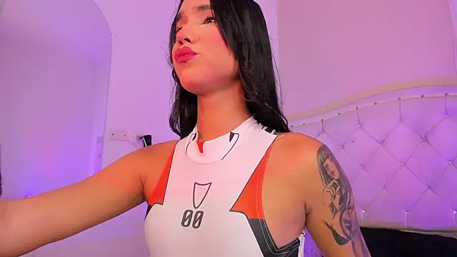 Snapshot of Majo_Sweett chatting on April 2026 01:55:02 AM Majo Sweett online show from April 2026 01:55:02 AM