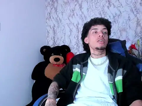 Snapshot of Ryder-Stone chatting on March 2026 08:03:01 PM Ryder-Stone online show from March 2026 08:03:01 PM