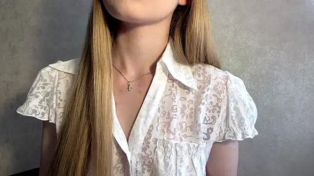 CarolineNine online show from June 2026 03:10:01 PM