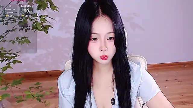 Luck-256 online show from April 2026 01:23:01 PM