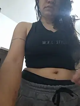 Gia-and-Lara online show from June 2026 01:04:02 PM
