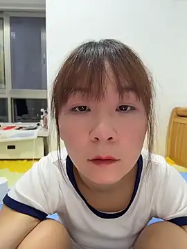 flylingling33 online show from May 2026 04:24:01 PM