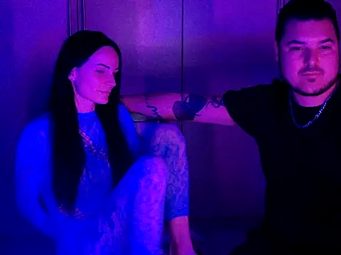 RavenXNoir online show from April 2026 09:01:01 PM