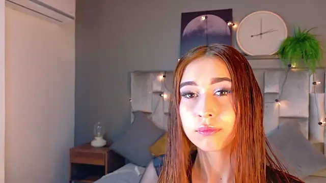 StarrMoon   online show from April 2026 02:47:02 AM