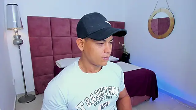 Snapshot of LORD_HERAKLES chatting on March 2026 03:15:01 PM LORD HERAKLES online show from March 2026 03:15:01 PM