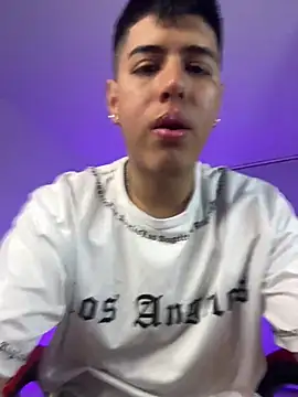 Snapshot of Angel_khouri_ chatting on April 2026 01:12:02 AM Angel khouri online show from April 2026 01:12:02 AM