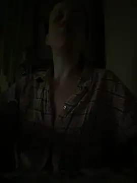 Snapshot of IriisGoddess chatting on April 2026 05:54:01 PM IriisGoddess online show from April 2026 05:54:01 PM