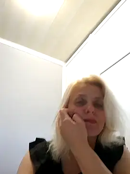 MiaLove183 online show from June 2026 02:05:01 PM