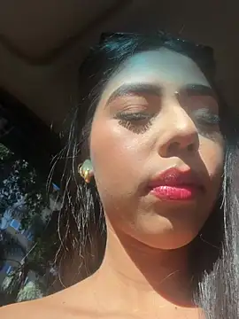 Rossie Blooms online show from June 2026 09:35:01 PM