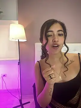Zoesecret online show from May 2026 06:53:02 AM