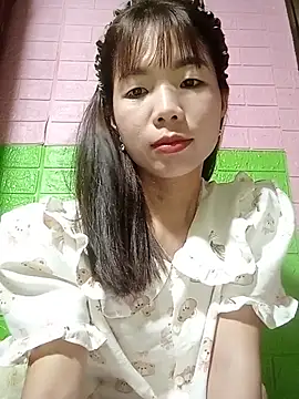 AmyLinee01 online show from June 2026 06:09:01 AM