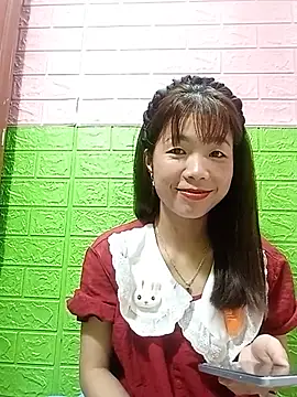 AmyLinee01 online show from June 2026 12:27:01 AM