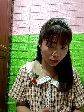 AmyLinee01 online show from June 2026 12:39:01 AM