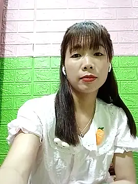 AmyLinee01 online show from July 2026 07:29:02 PM