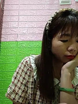 AmyLinee01 online show from July 2026 12:08:02 PM