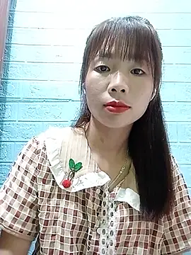 AmyLinee01 online show from July 2026 05:15:02 PM