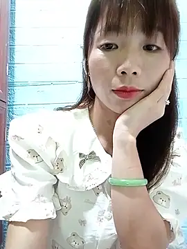 AmyLinee01 online show from July 2026 03:21:02 PM