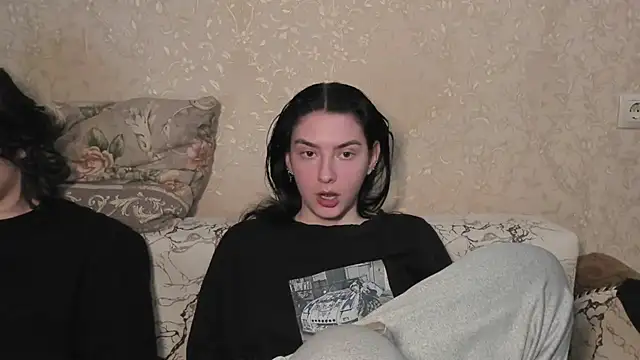 muuur love231 online show from April 2026 09:39:01 PM