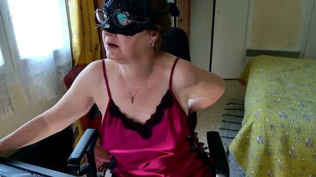 Chrismaturefrench online show from June 2026 03:54:02 PM