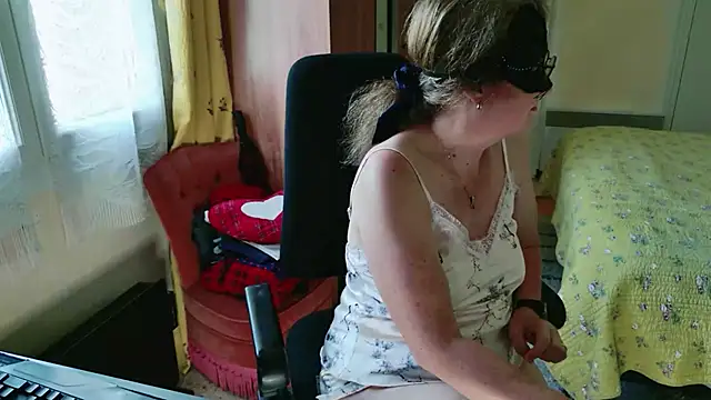 Chrismaturefrench online show from July 2026 03:51:02 PM