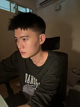 CalvinHY online show from July 2026 03:30:01 AM