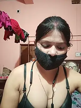 Snapshot of itz-priya chatting on July 2026 05:09:02 PM itz-priya online show from July 2026 05:09:02 PM