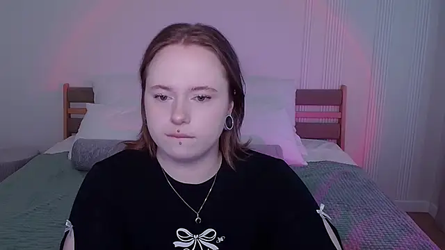 SelenaLily online show from March 2026 01:06:02 PM