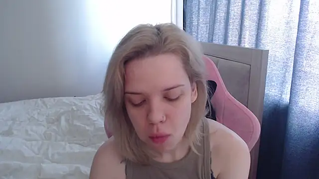 TenderChloe online show from June 2026 08:57:01 AM