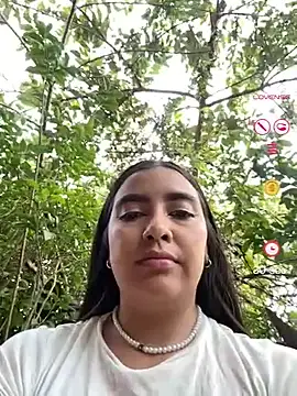 HaileyBiieber online show from April 2026 10:37:02 PM