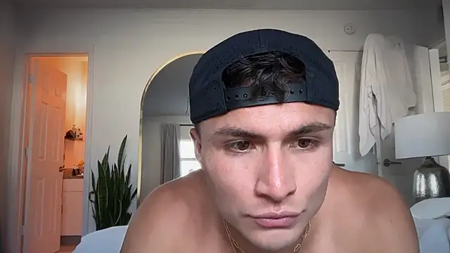 nicoferraroxx online show from March 2026 09:07:02 PM