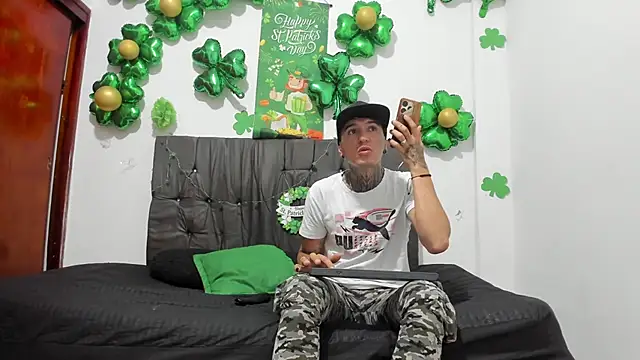 Snapshot of Nicolas_Arrieta26 chatting on March 2026 12:42:02 PM Nicolas Arrieta26 online show from March 2026 12:42:02 PM