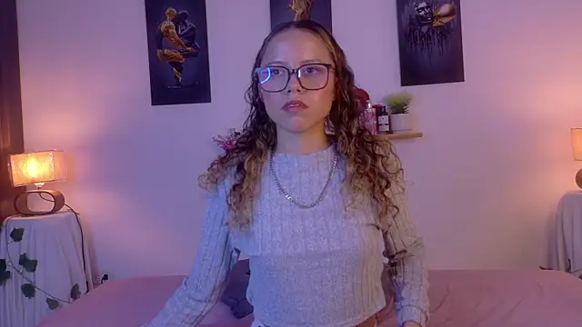 Snapshot of lia_valmont_01 chatting on June 2026 07:07:01 PM lia valmont 01 online show from June 2026 07:07:01 PM