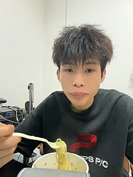 zzzzppp3 online show from June 2026 10:32:01 AM
