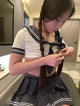 xiaoxiong168 online show from May 2026 04:36:01 PM