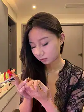 xiaoxiong168 online show from June 2026 03:43:01 PM