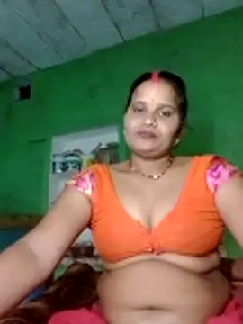 Snapshot of Shivani09900 chatting on June 2026 05:24:02 PM Shivani09900 online show from June 2026 05:24:02 PM