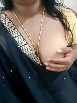 Snapshot of Ramya_456 chatting on May 2026 05:58:01 AM Ramya 456 online show from May 2026 05:58:01 AM