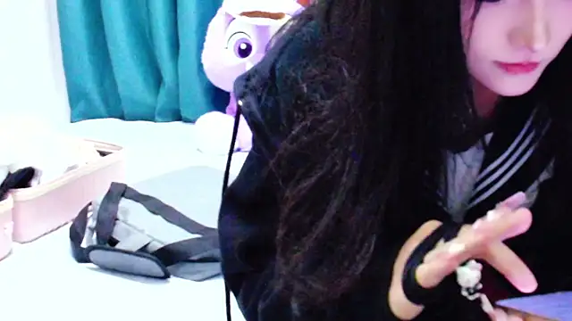 girllong520 online show from April 2026 07:20:02 AM