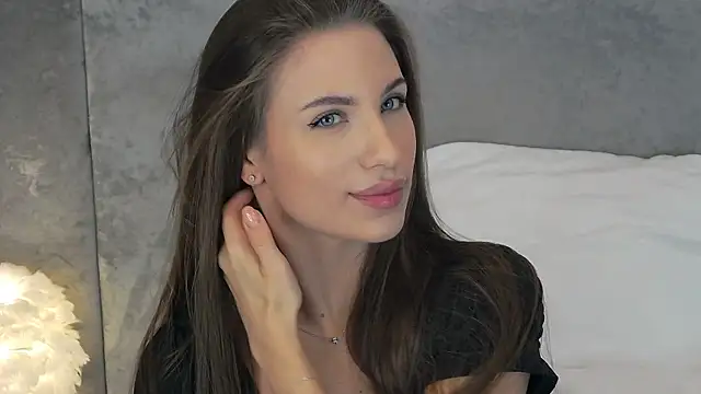 Lana Drake online show from May 2026 05:15:02 AM