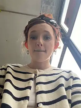Flora Ray online show from May 2026 01:08:02 PM