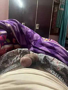 SingleBoy66666 online show from May 2026 07:44:02 PM