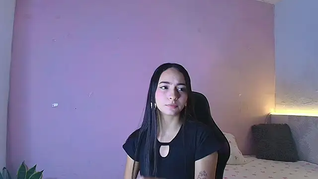Daphne Rosse online show from June 2026 11:46:01 AM