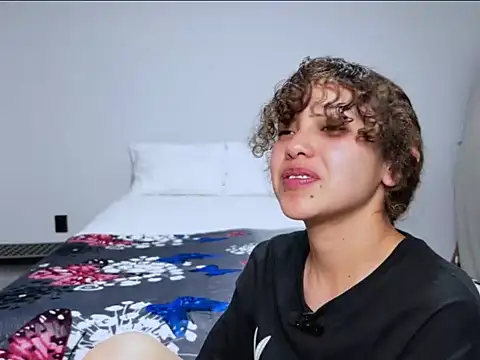 DulceParis online show from March 2026 12:32:02 AM