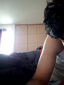 Juanse0827 online show from March 2026 10:59:01 PM